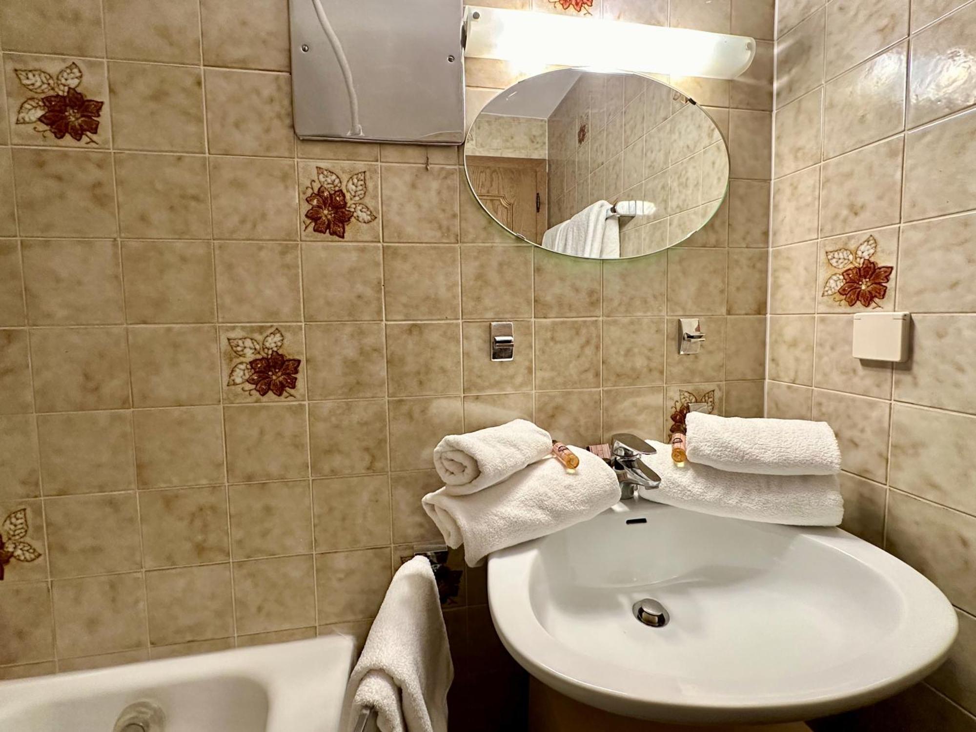 Apartments Max & Moritz Kirchberg in Tirol Phòng bức ảnh